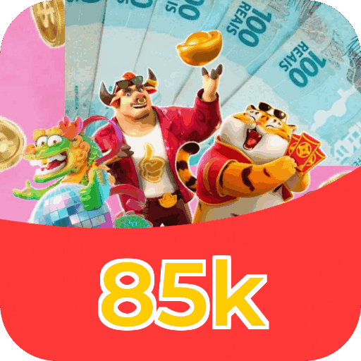 Plataforma 85k mostrando interface moderna, jogos certificados e recursos de segurança licenciados